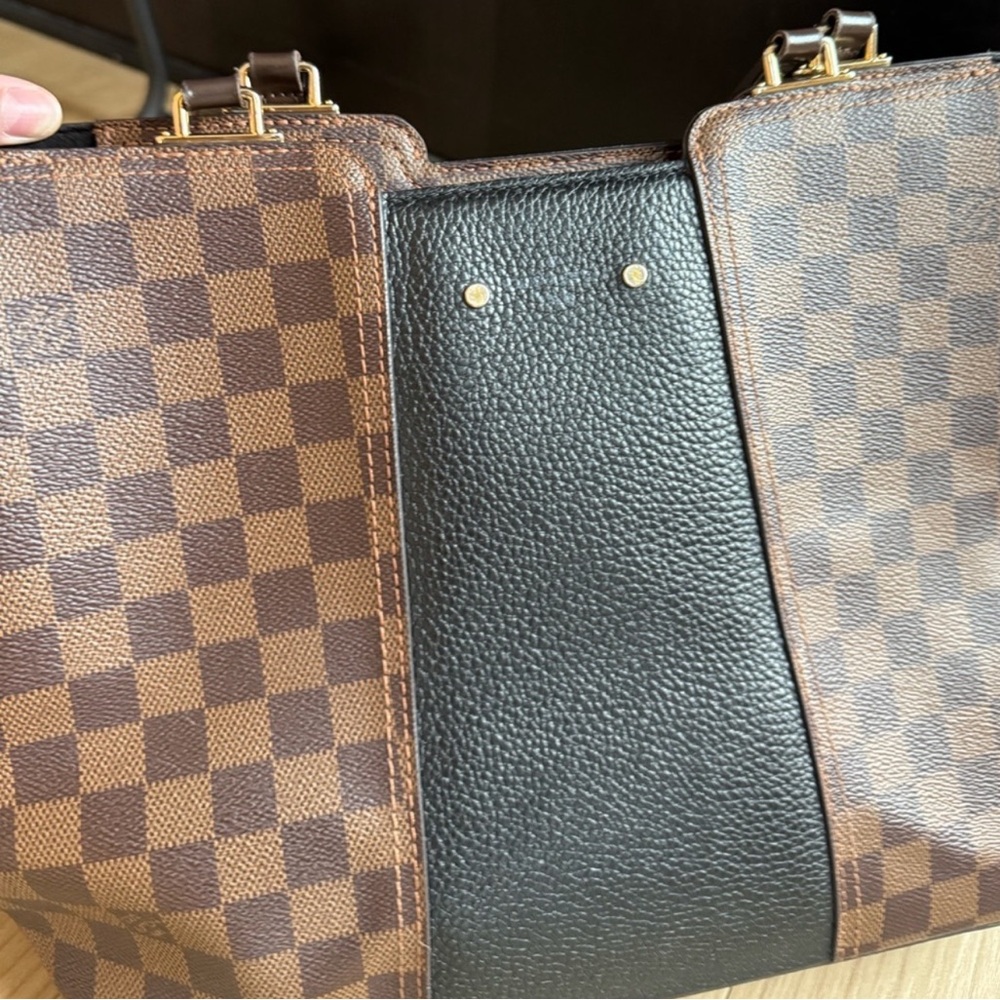 Louis Vuitton Tote bag